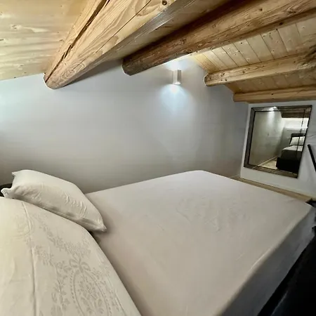 Ventiduezerotre Bed & Breakfast