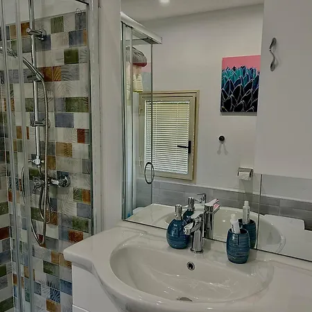 Ventiduezerotre קסטרווילארי