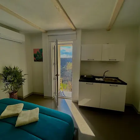 Bed & Breakfast Ventiduezerotre Castrovillari
