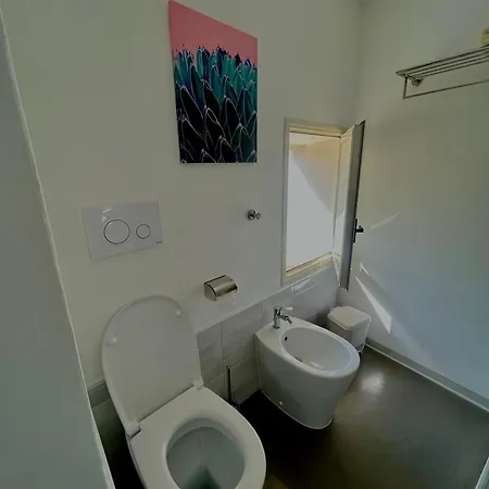 Ventiduezerotre Bed & Breakfast *